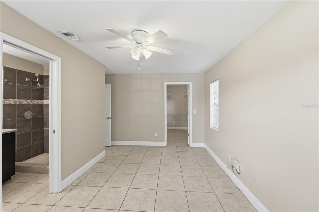 For Sale: $310,000 (3 beds, 2 baths, 1184 Square Feet)