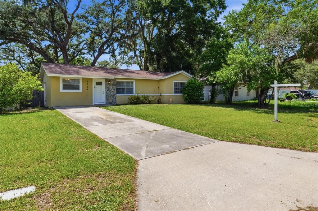 For Sale: $310,000 (3 beds, 2 baths, 1184 Square Feet)