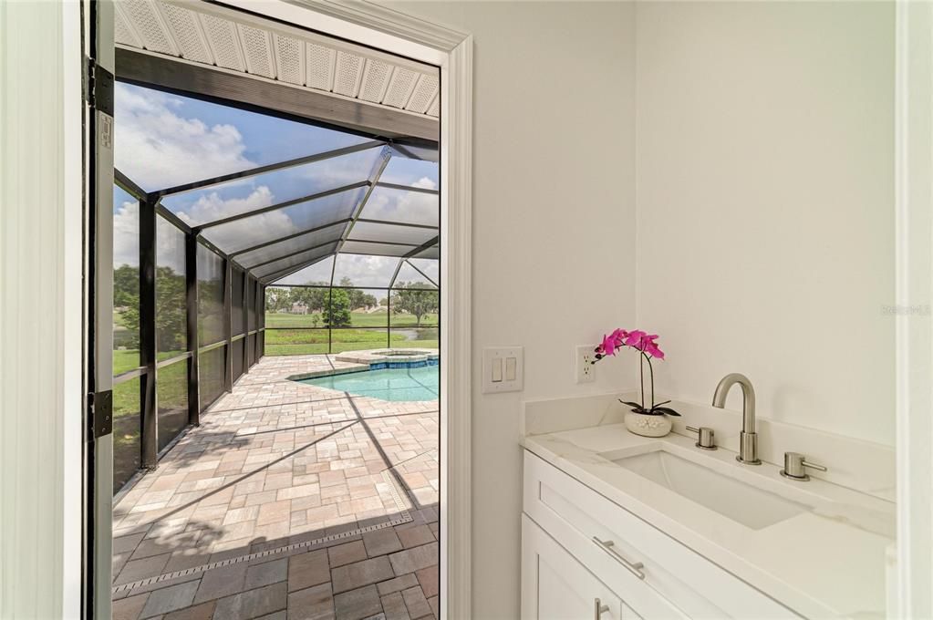 For Sale: $650,000 (3 beds, 2 baths, 2002 Square Feet)