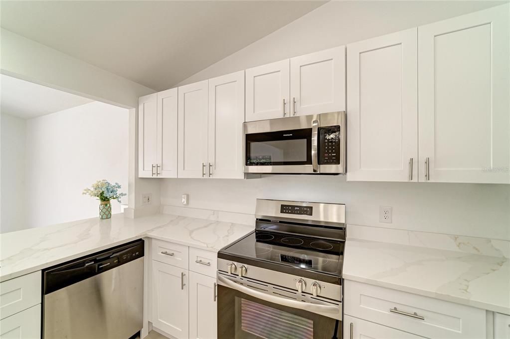 For Sale: $650,000 (3 beds, 2 baths, 2002 Square Feet)