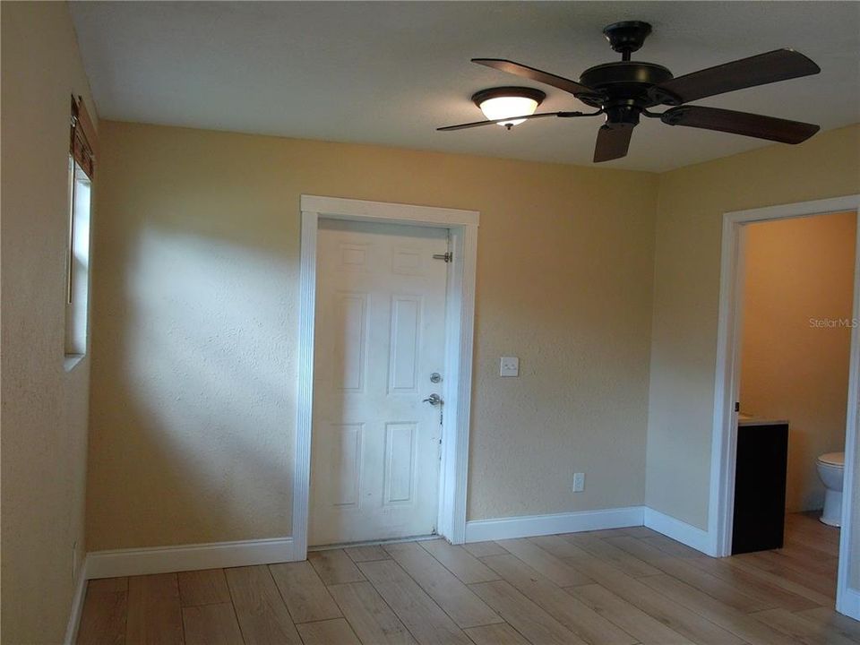 For Sale: $280,000 (3 beds, 1 baths, 1550 Square Feet)