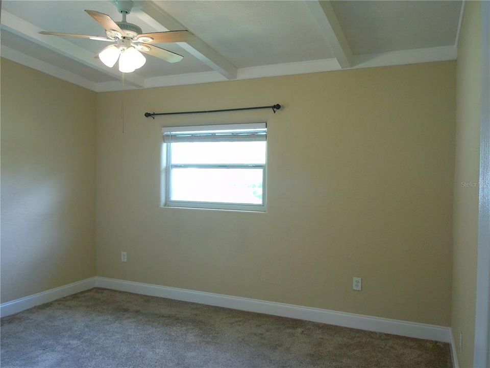 For Sale: $280,000 (3 beds, 1 baths, 1550 Square Feet)