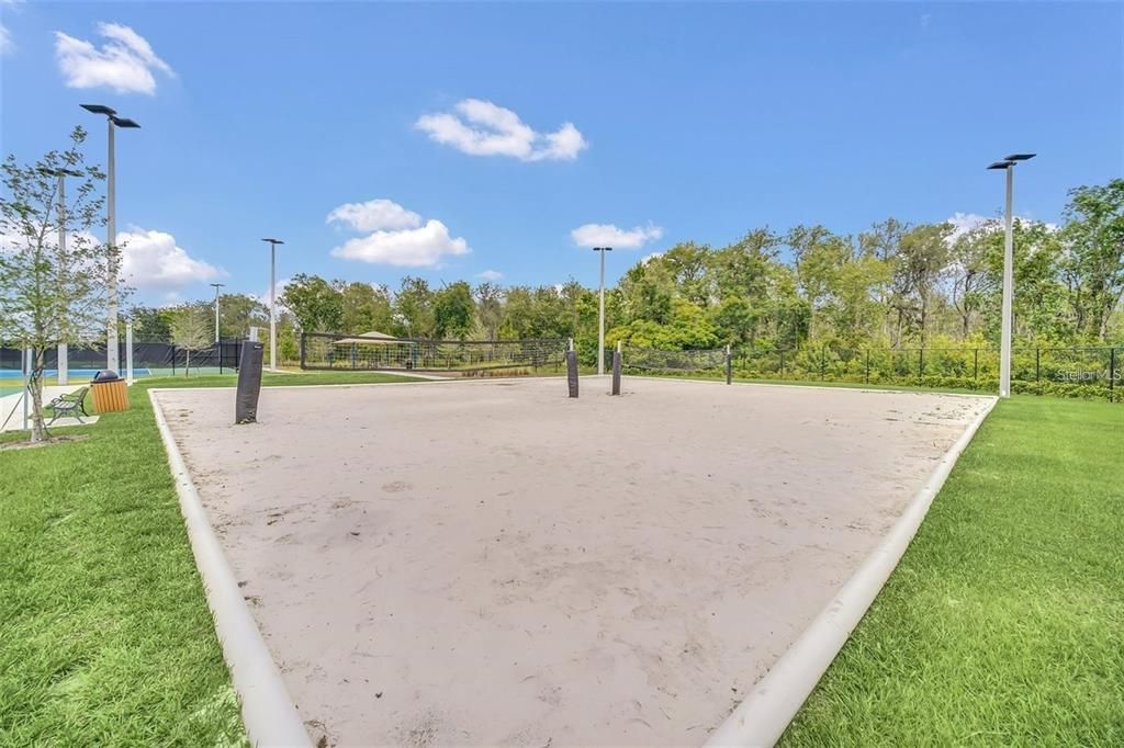 For Rent: $3,500 (6 beds, 3 baths, 2586 Square Feet)