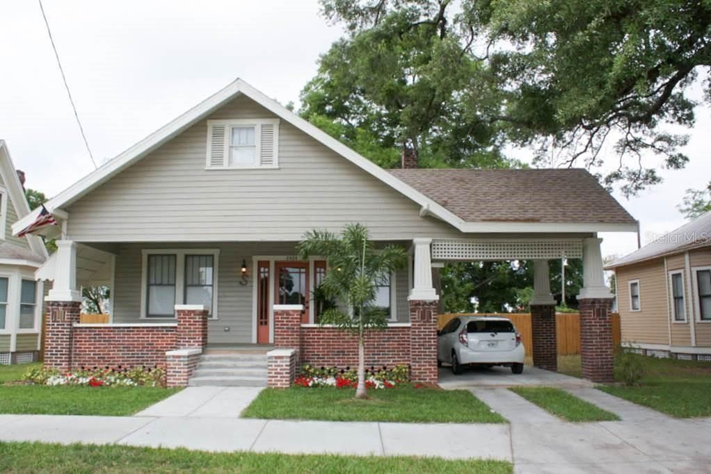 For Rent: $2,925 (3 beds, 2 baths, 2001 Square Feet)