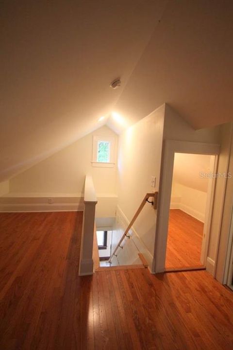 For Rent: $2,925 (3 beds, 2 baths, 2001 Square Feet)
