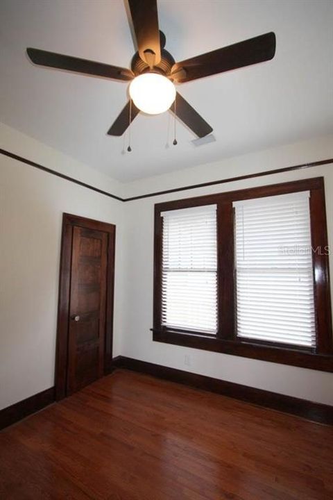 For Rent: $2,925 (3 beds, 2 baths, 2001 Square Feet)