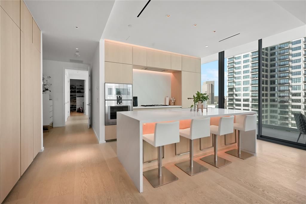 For Sale: $2,799,000 (2 beds, 2 baths, 2012 Square Feet)