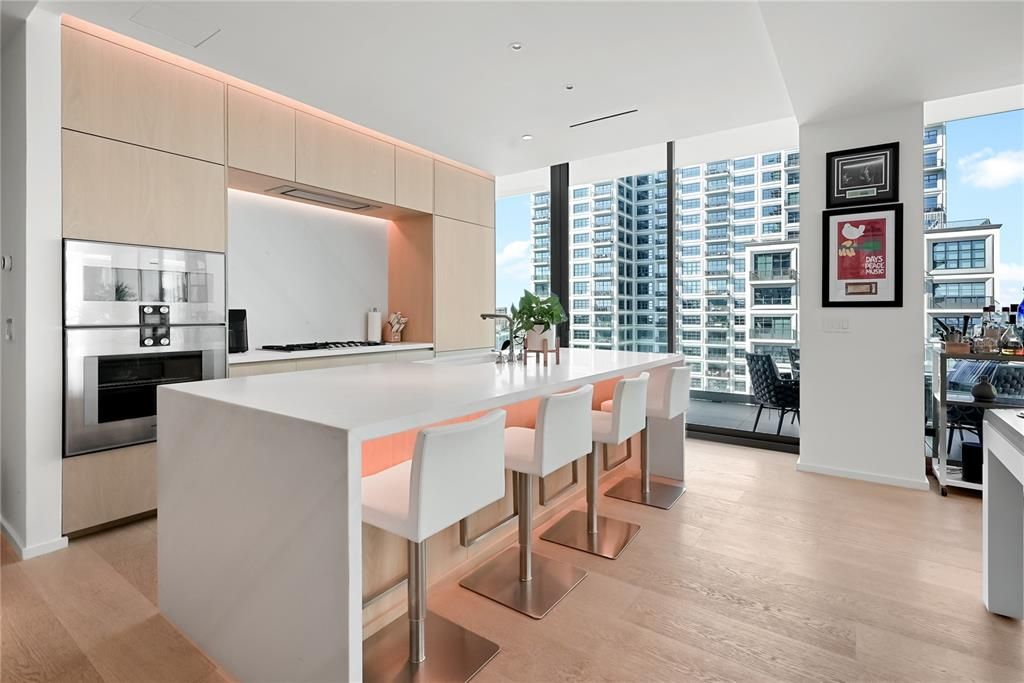For Sale: $2,799,000 (2 beds, 2 baths, 2012 Square Feet)