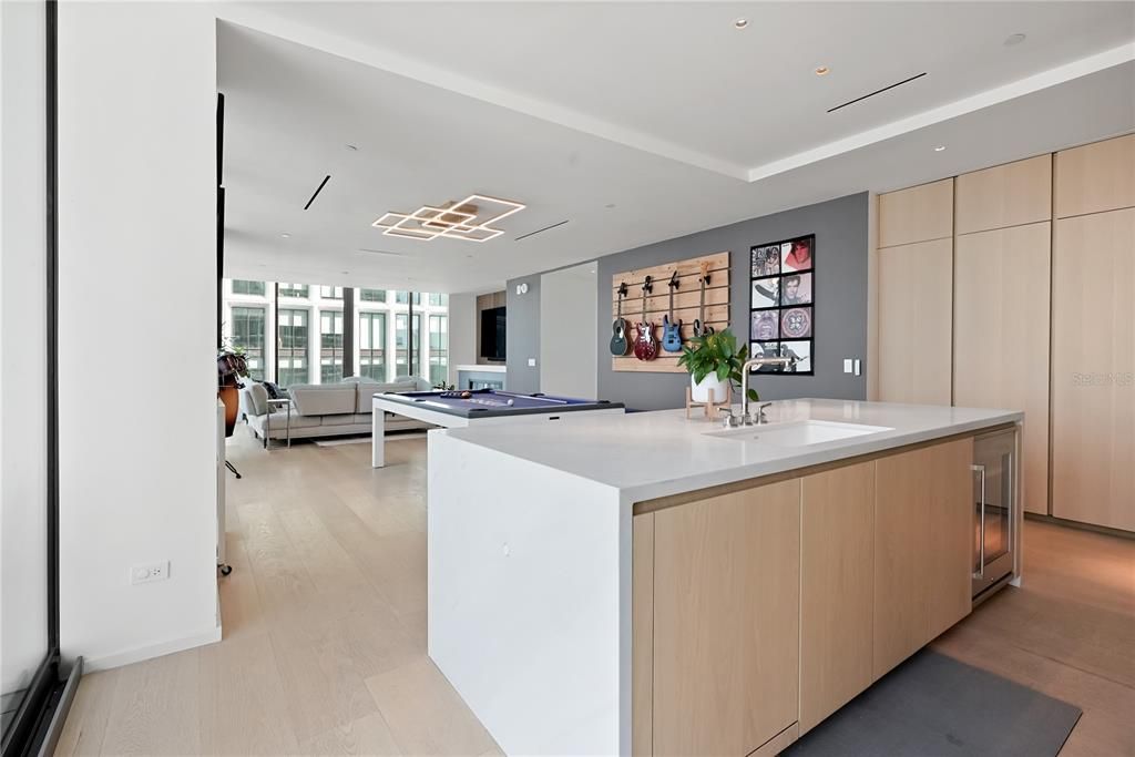 For Sale: $2,799,000 (2 beds, 2 baths, 2012 Square Feet)