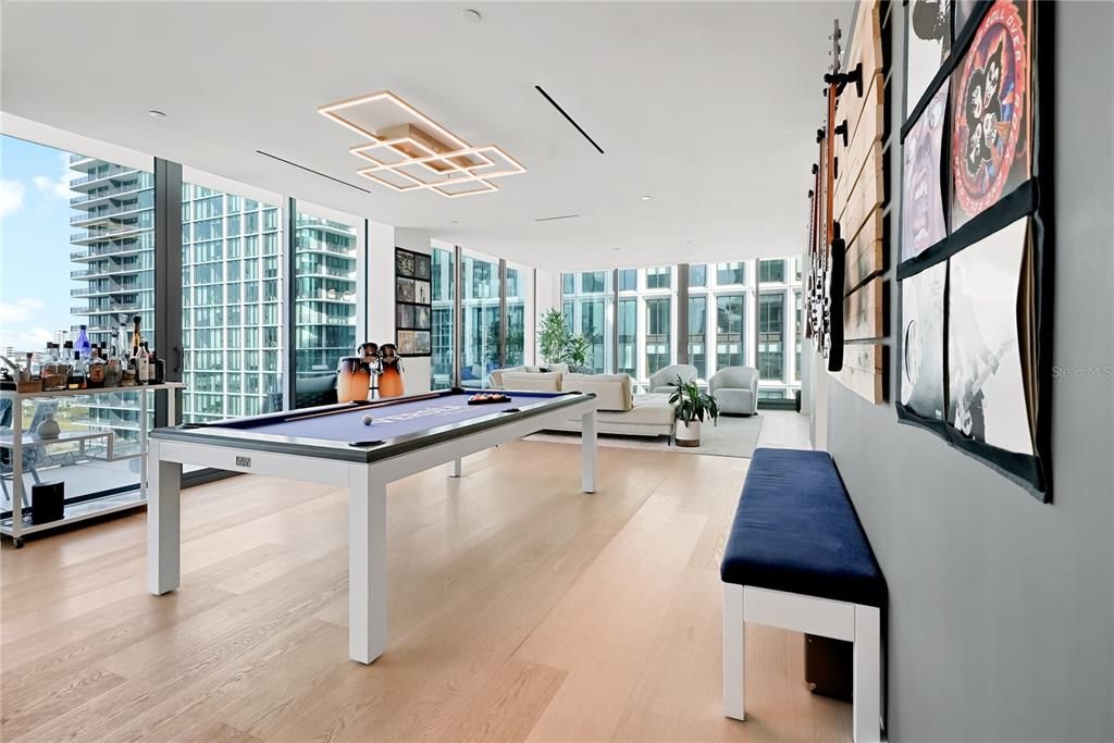 For Sale: $2,799,000 (2 beds, 2 baths, 2012 Square Feet)