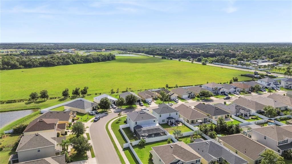 For Sale: $589,000 (5 beds, 2 baths, 2889 Square Feet)