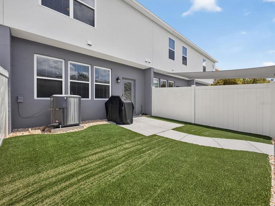 For Sale: $435,000 (3 beds, 2 baths, 1352 Square Feet)