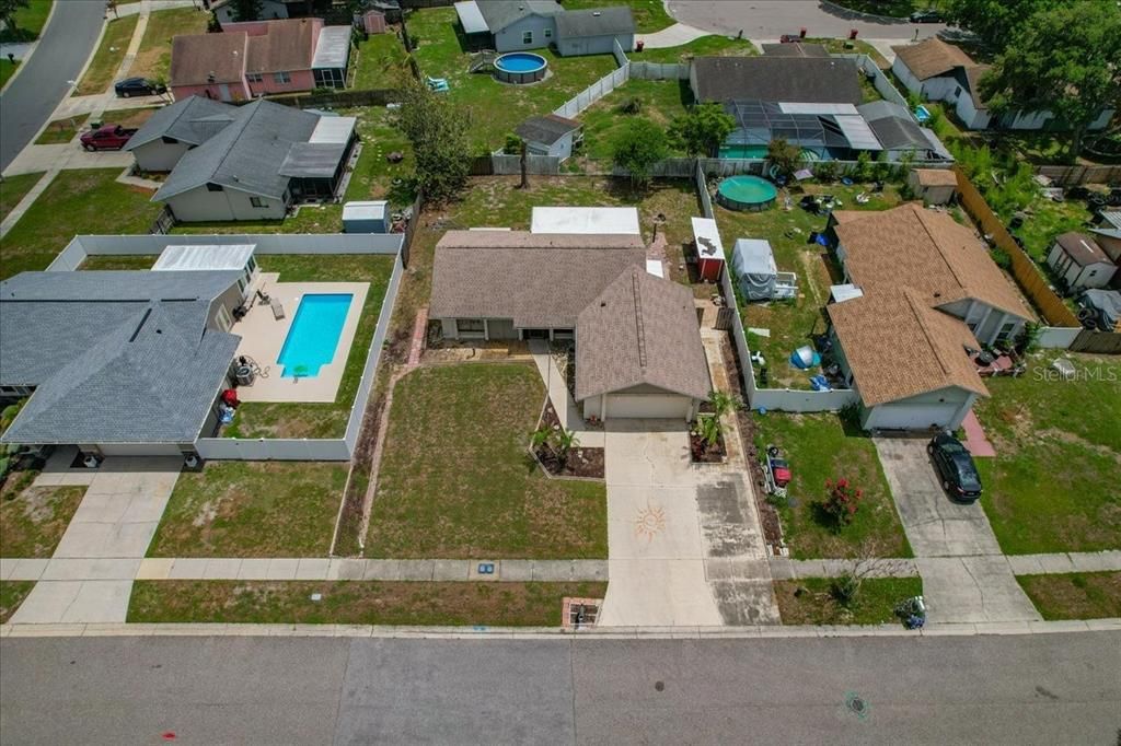 For Sale: $265,000 (2 beds, 2 baths, 1103 Square Feet)