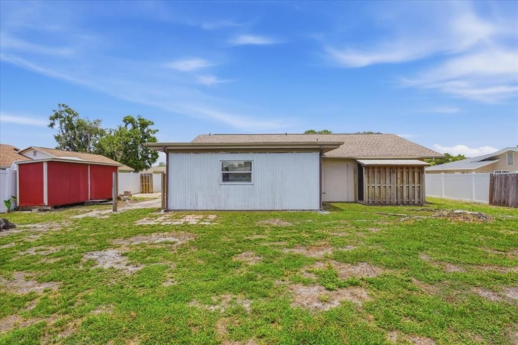For Sale: $265,000 (2 beds, 2 baths, 1103 Square Feet)