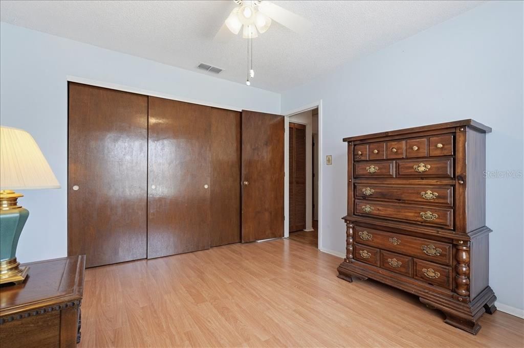 For Sale: $265,000 (2 beds, 2 baths, 1103 Square Feet)