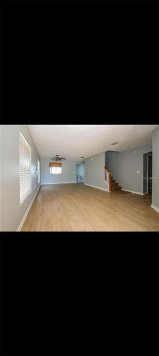 For Sale: $395,000 (5 beds, 2 baths, 2212 Square Feet)