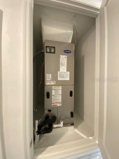 For Sale: $449,000 (5 beds, 2 baths, 2388 Square Feet)
