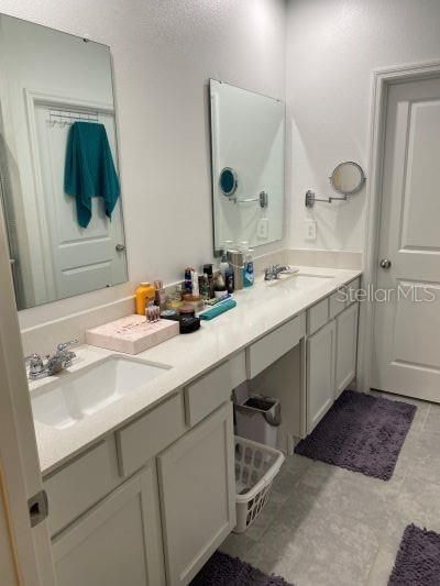 For Sale: $449,000 (5 beds, 2 baths, 2388 Square Feet)