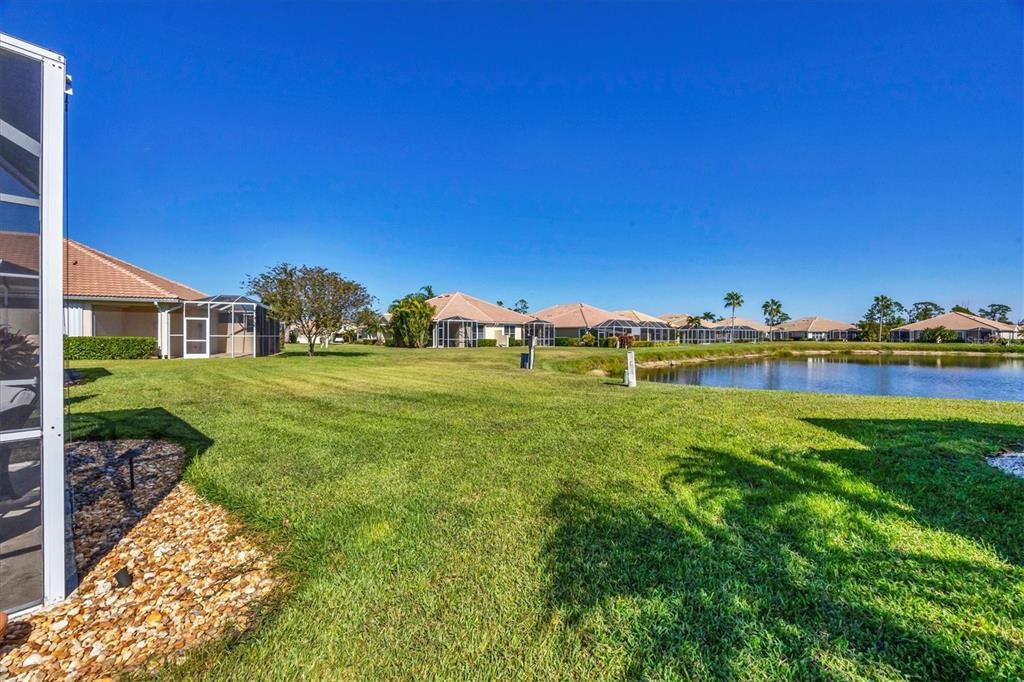 For Sale: $299,900 (2 beds, 2 baths, 1340 Square Feet)