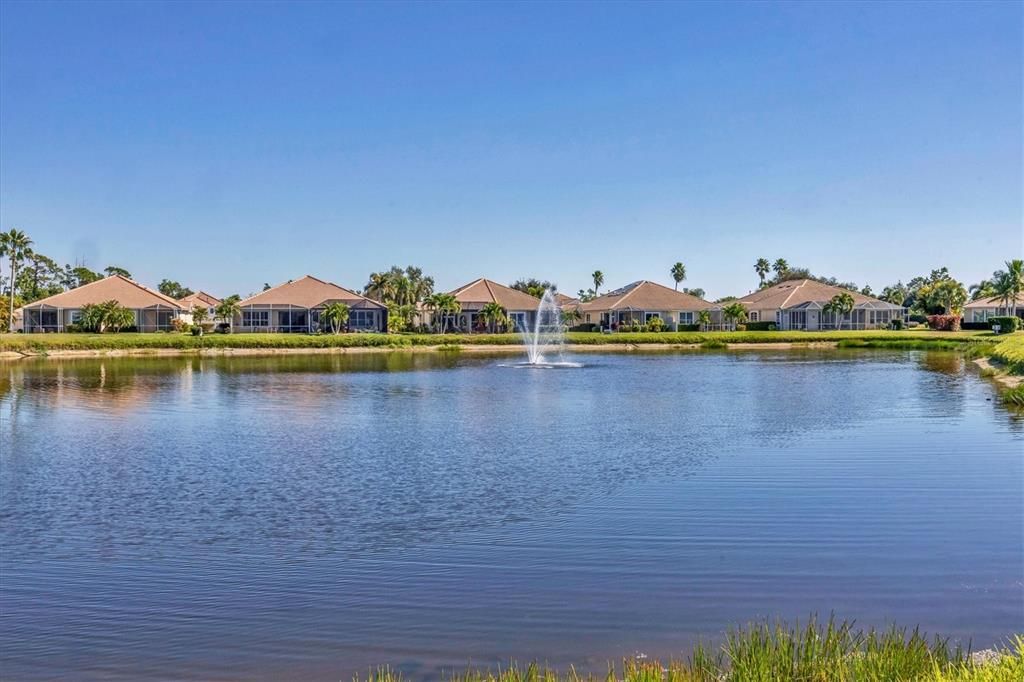 For Sale: $299,900 (2 beds, 2 baths, 1340 Square Feet)
