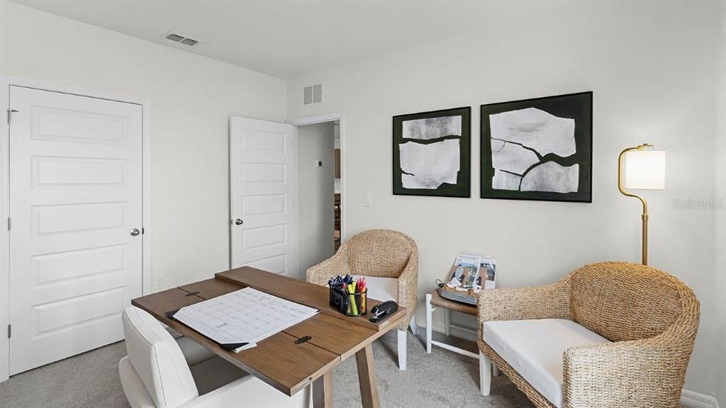 For Sale: $369,490 (5 beds, 3 baths, 2077 Square Feet)