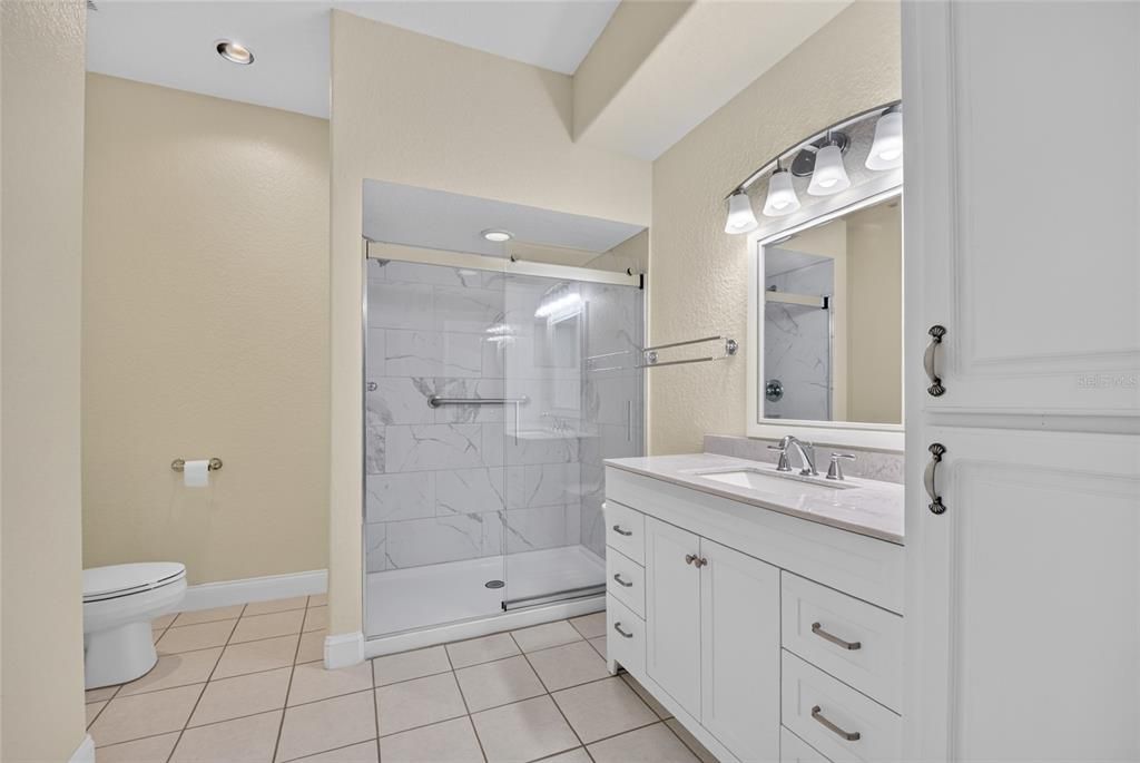 For Sale: $279,000 (3 beds, 2 baths, 1824 Square Feet)