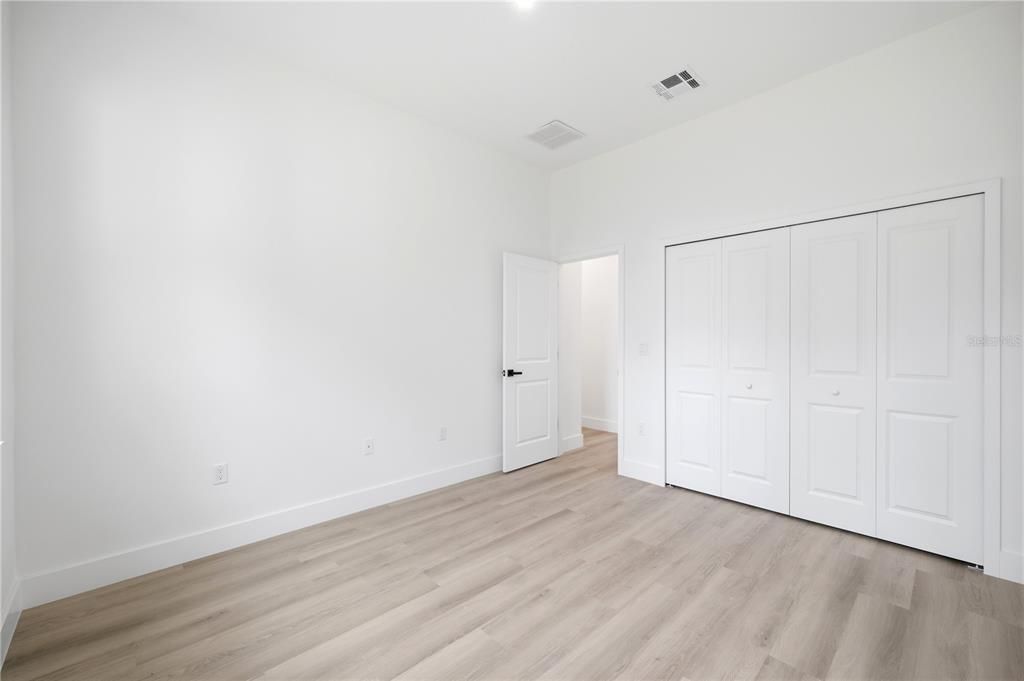 На продажу: $345,000 (4 спален, 3 ванн, 1802 Квадратных фут)