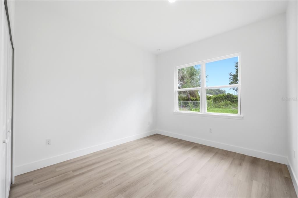 На продажу: $345,000 (4 спален, 3 ванн, 1802 Квадратных фут)