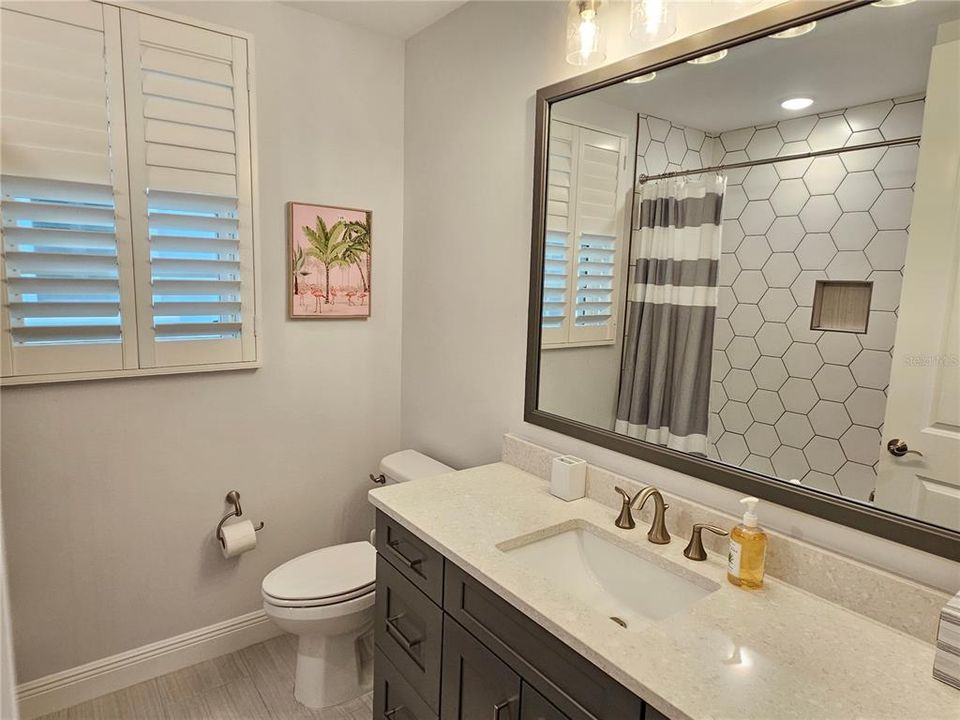 For Rent: $6,900 (3 beds, 2 baths, 1802 Square Feet)