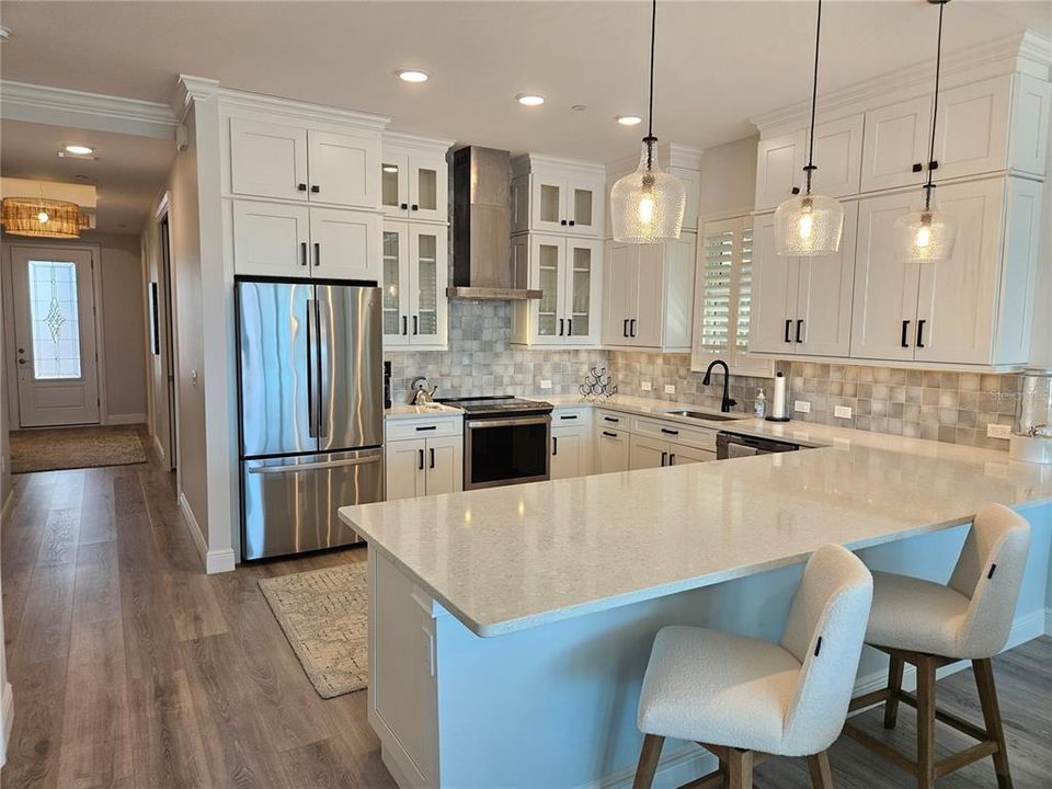 For Rent: $6,900 (3 beds, 2 baths, 1802 Square Feet)