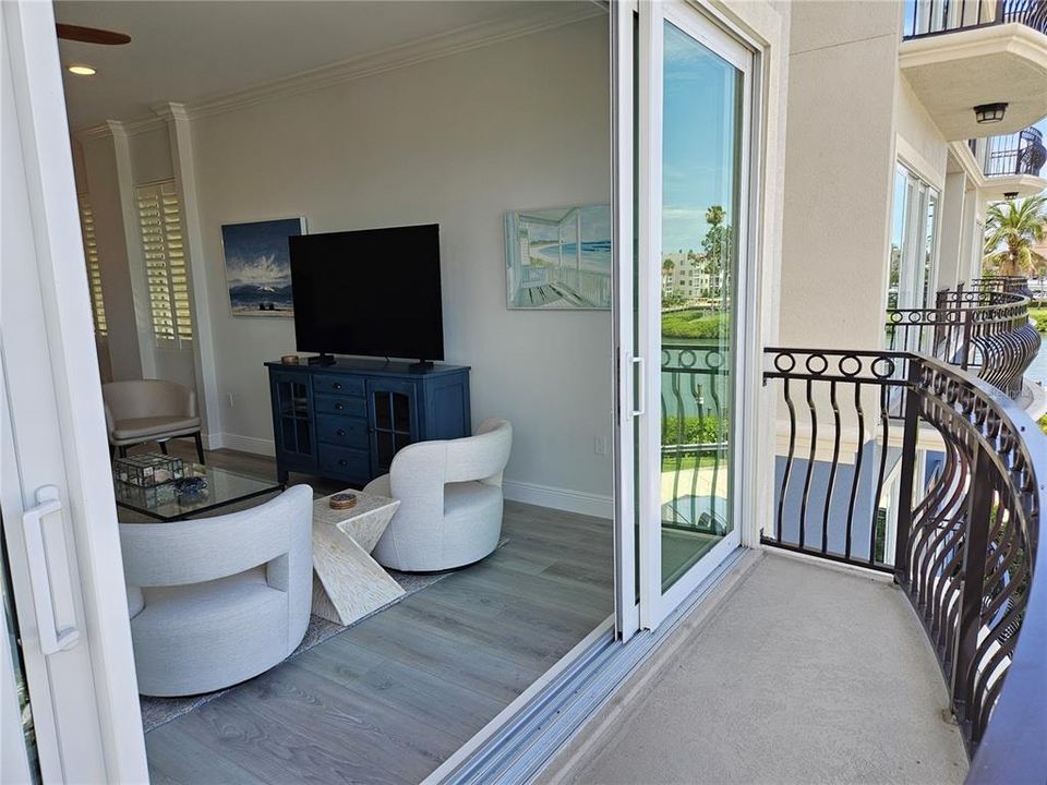 For Rent: $6,900 (3 beds, 2 baths, 1802 Square Feet)