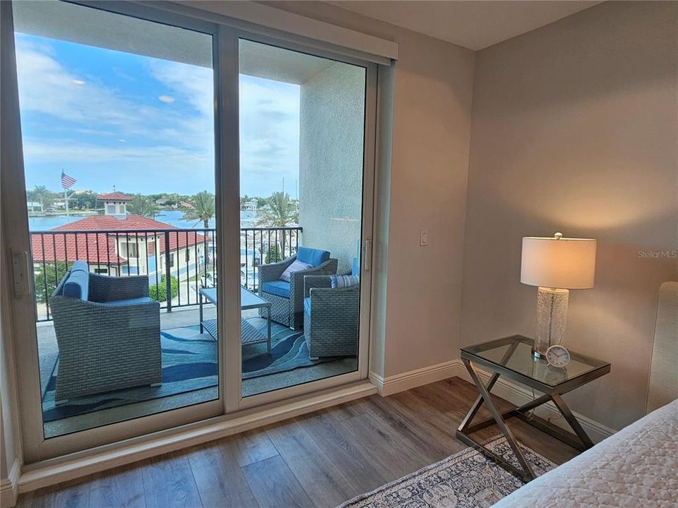 For Rent: $6,900 (3 beds, 2 baths, 1802 Square Feet)