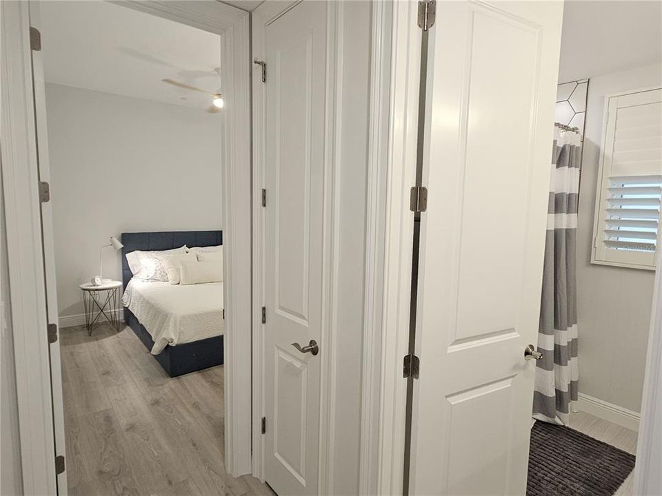 For Rent: $6,900 (3 beds, 2 baths, 1802 Square Feet)