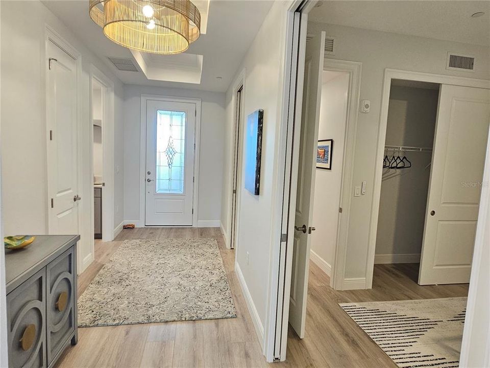 For Rent: $6,900 (3 beds, 2 baths, 1802 Square Feet)