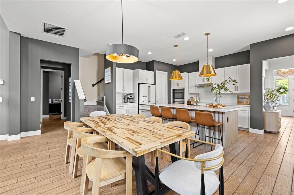 En Venta: $1,150,000 (5 camas, 3 baños, 3011 Pies cuadrados)
