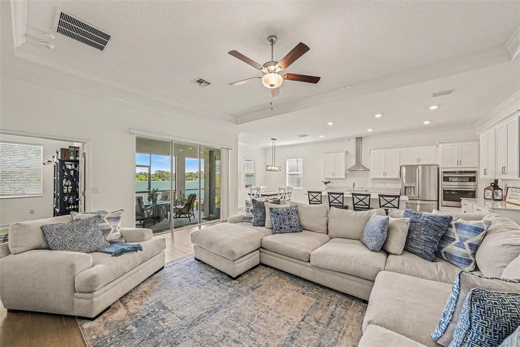 For Sale: $575,000 (4 beds, 3 baths, 2632 Square Feet)
