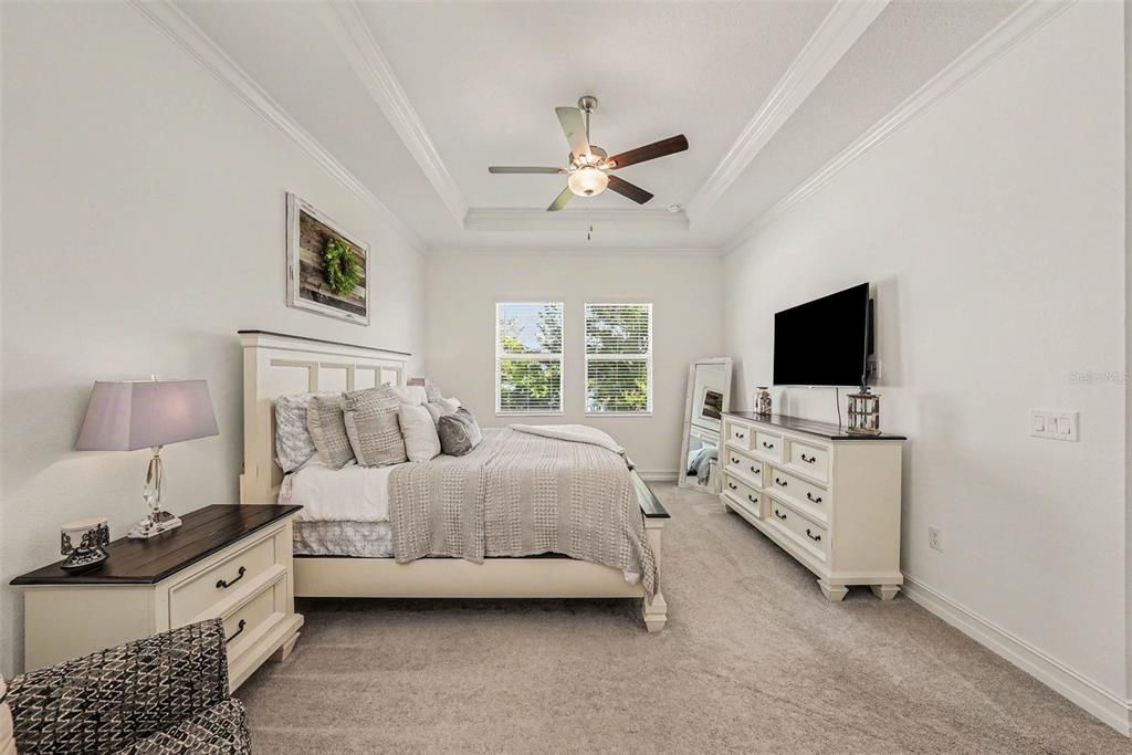 For Sale: $575,000 (4 beds, 3 baths, 2632 Square Feet)