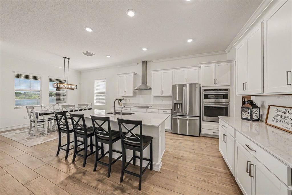 For Sale: $575,000 (4 beds, 3 baths, 2632 Square Feet)