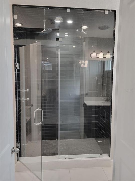В аренду: $3,300 (4 спален, 2 ванн, 2214 Квадратных фут)