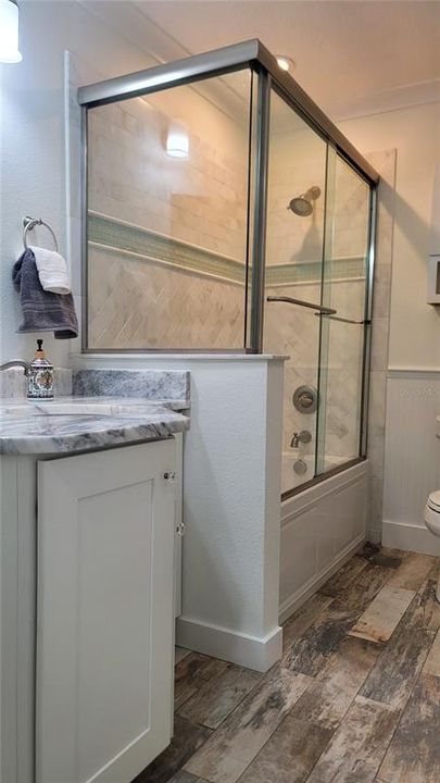 В аренду: $4,400 (4 спален, 3 ванн, 2600 Квадратных фут)