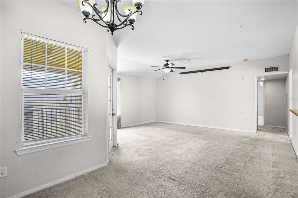 En Venta: $199,000 (2 camas, 2 baños, 1368 Pies cuadrados)