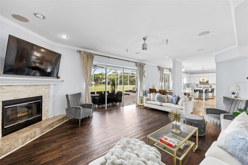 For Sale: $1,050,000 (5 beds, 2 baths, 3892 Square Feet)