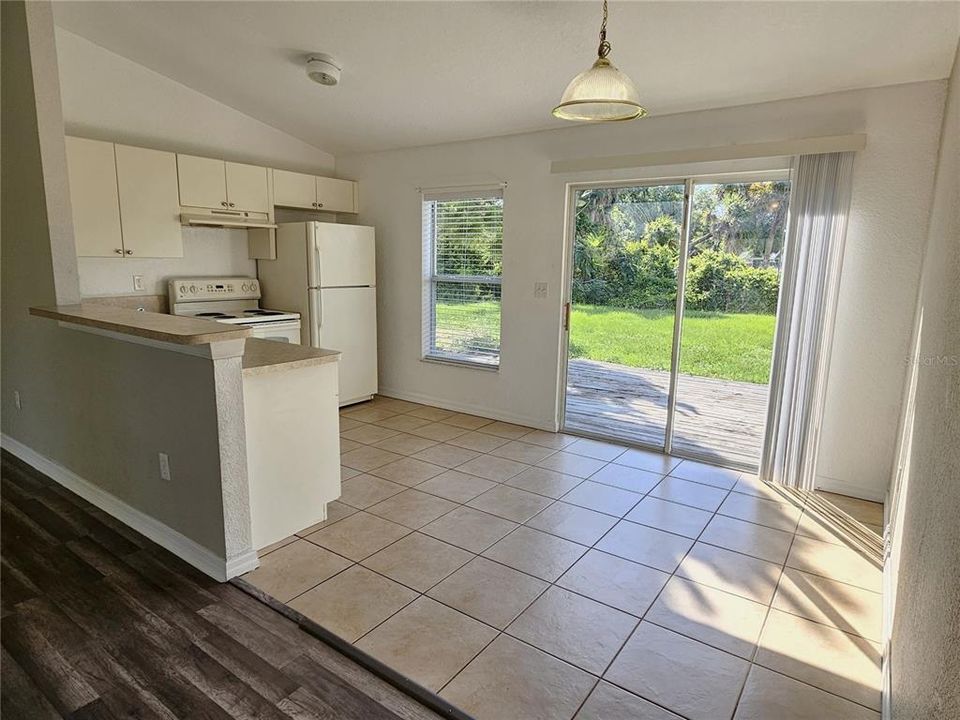 For Rent: $2,000 (3 beds, 2 baths, 1026 Square Feet)