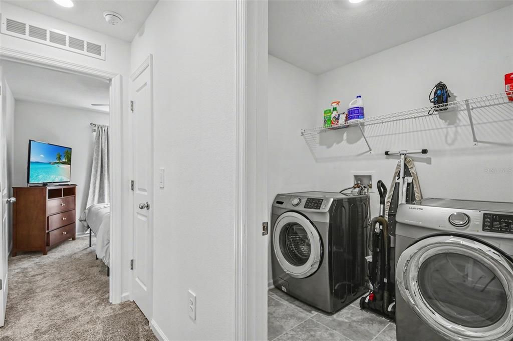 For Sale: $369,900 (4 beds, 2 baths, 1907 Square Feet)