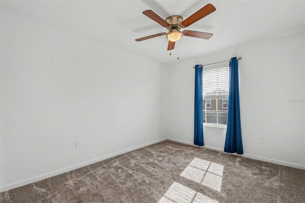 For Sale: $369,900 (4 beds, 2 baths, 1907 Square Feet)
