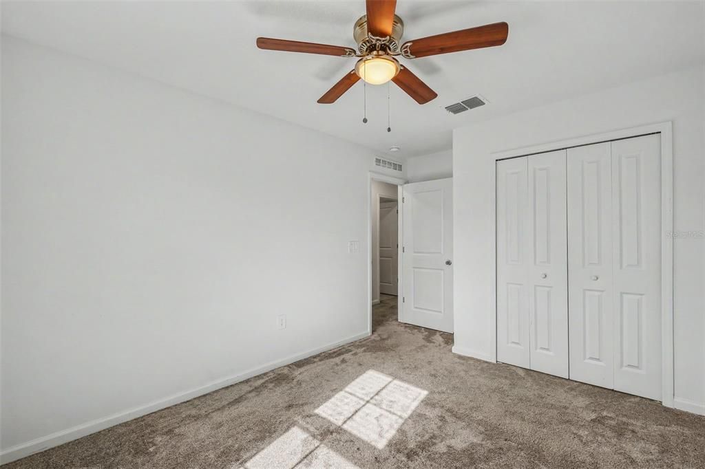 For Sale: $369,900 (4 beds, 2 baths, 1907 Square Feet)