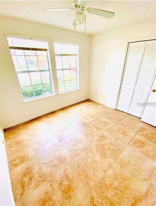 В аренду: $1,550 (2 спален, 1 ванн, 864 Квадратных фут)