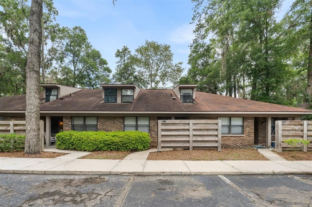 For Sale: $230,000 (3 beds, 2 baths, 1338 Square Feet)