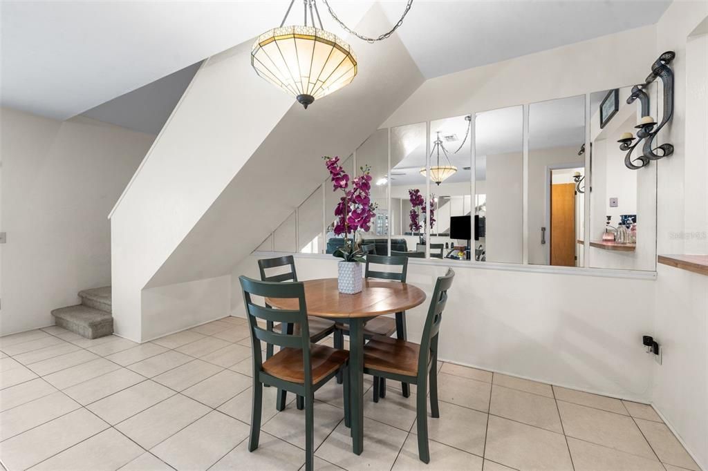For Sale: $230,000 (3 beds, 2 baths, 1338 Square Feet)