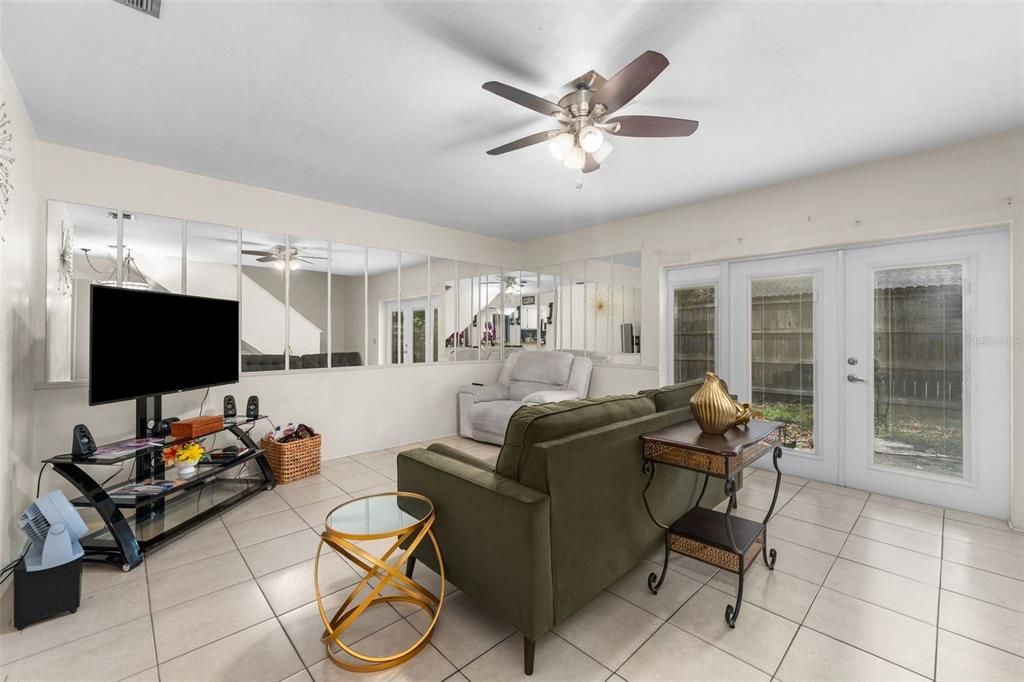 For Sale: $230,000 (3 beds, 2 baths, 1338 Square Feet)